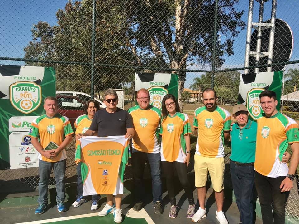 Crianças e adolescentes de Redenção ganham projeto de Tênis de Mesa -  Jogada - Diário do Nordeste
